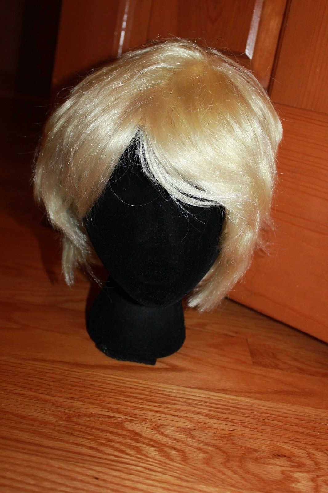 FORUM 70's GUY BLONDE WIG DISCO FEVER ADULT HALLOWEEN COSTUME ACCESSORY 67500
