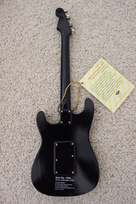 Guitar Mania No.1024 Book of Dreams 1976 Mini Fender Guitar w/Case Brand New