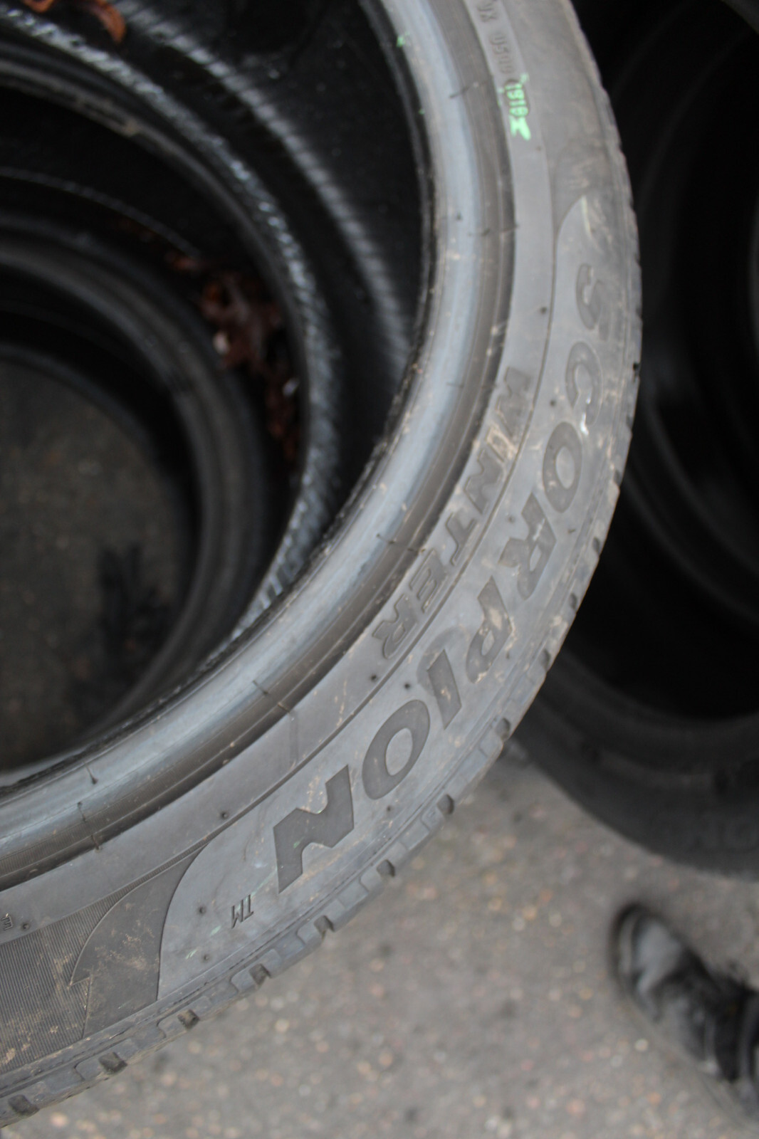 295 40 21 Pirelli, Scorpion Winter, M+S, 111V, x2 A Pair 4.7mm (F1_tyres) L3101
