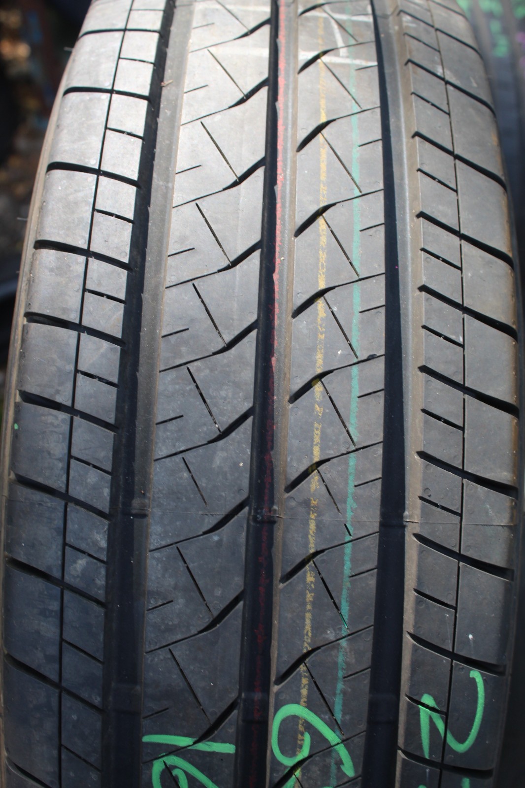 New 225 65 16C Bridgestone, Duravis R660 Eco, 112/110T, x1 Tyre (F1_tyres) X09