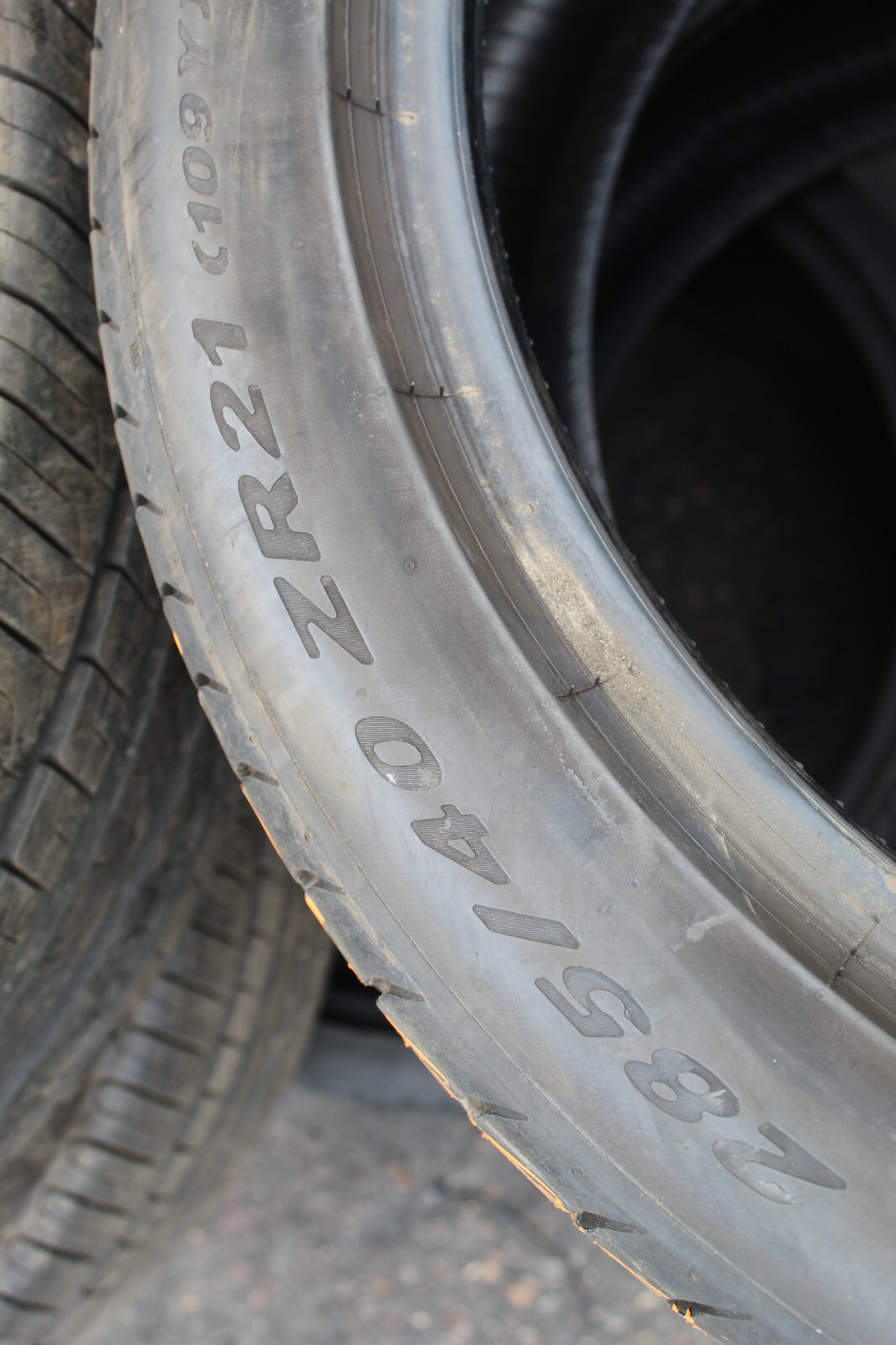 285 40 21 Pirelli, P Zero TM, XL, N0, 109Y, x2 A Pair 6.2mm (F1_tyres) L2488
