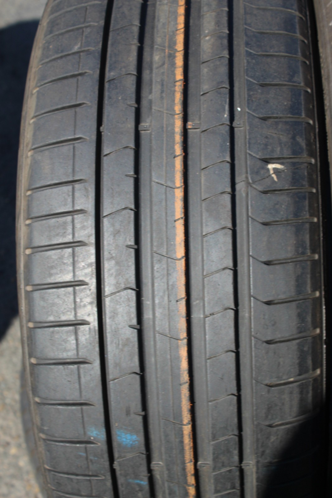 225 40 19 Pirelli, P Zero, 93V&W, x2 A Pair 6.5mm (F1_tyres) FO L3742