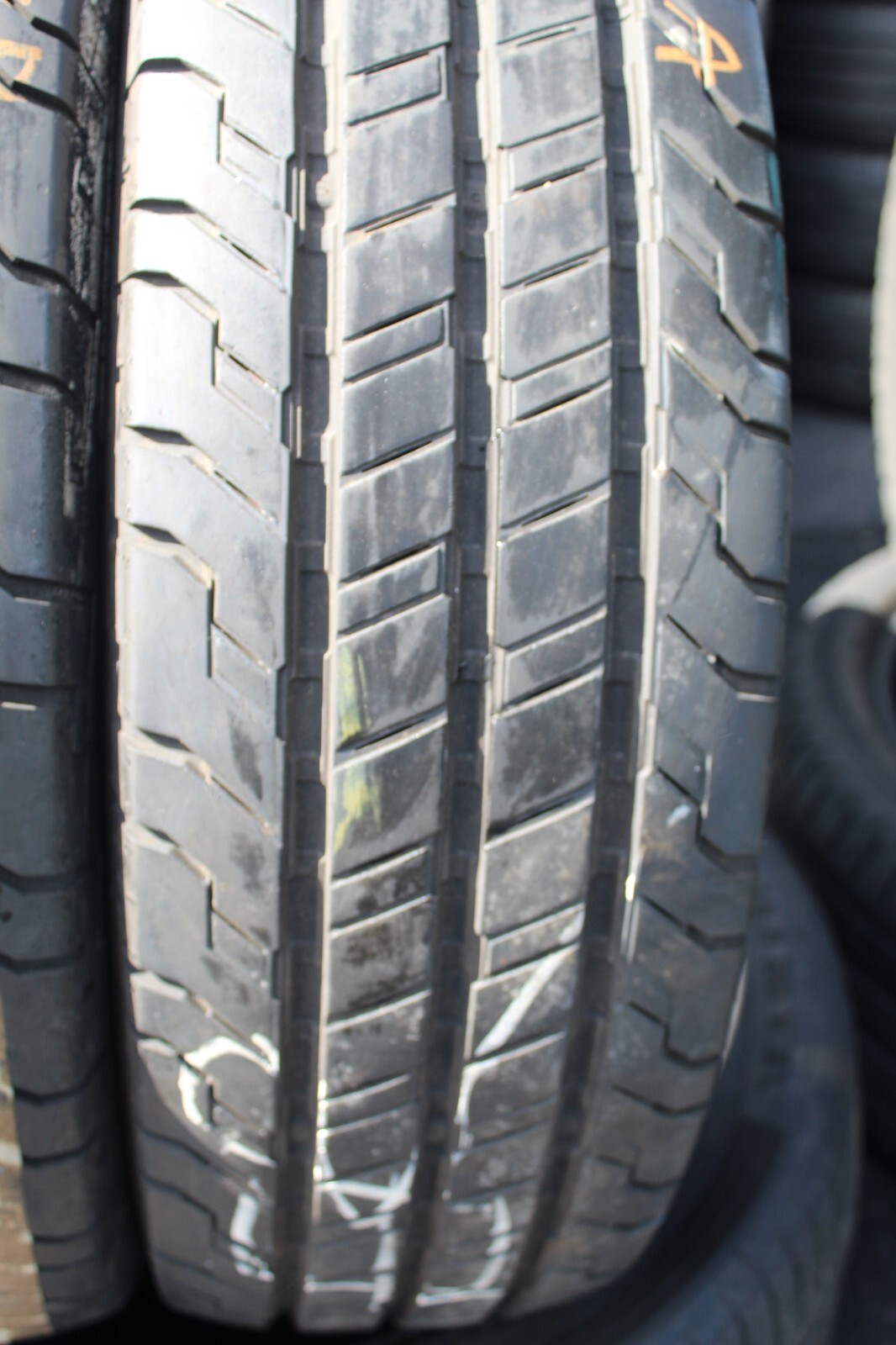 205 70 17C Continental, CVC100, 115/113R,x2 A Pair, 8.5mm (F1_tyres) L878