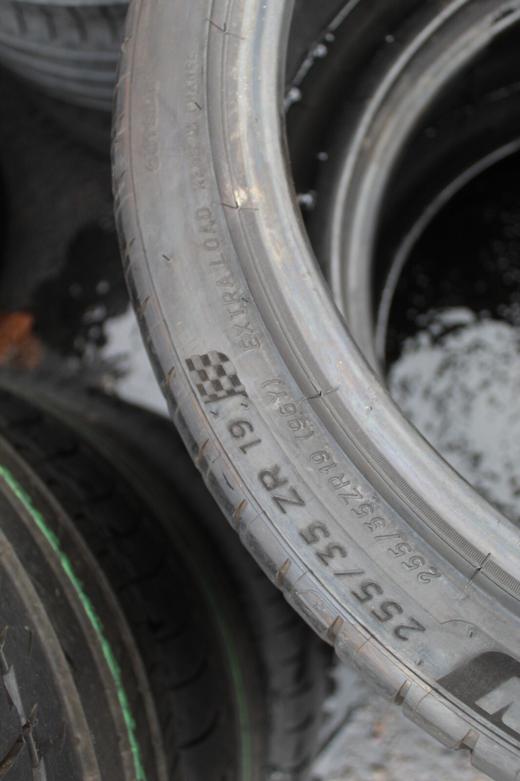 255 35 19 Michelin, Pilot Sport 4S XL, MO1, 96Y x2 A Pair 6.8mm (F1_tyres) L2935