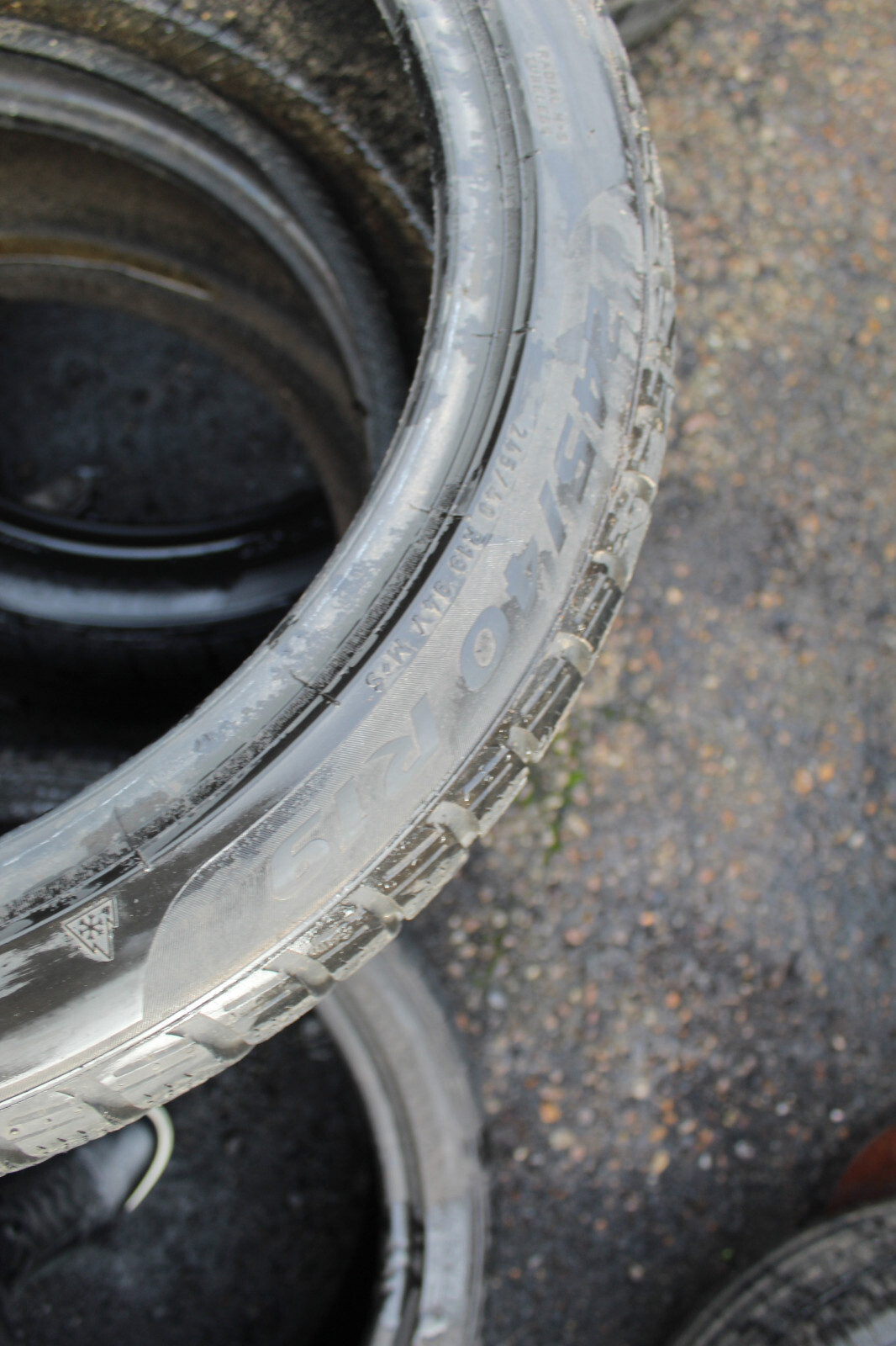 245 40 19 Pirelli, Sotto Zero 3 Winter, M+S 94V x2 A Pair 5.5mm (F1_tyres) L3004