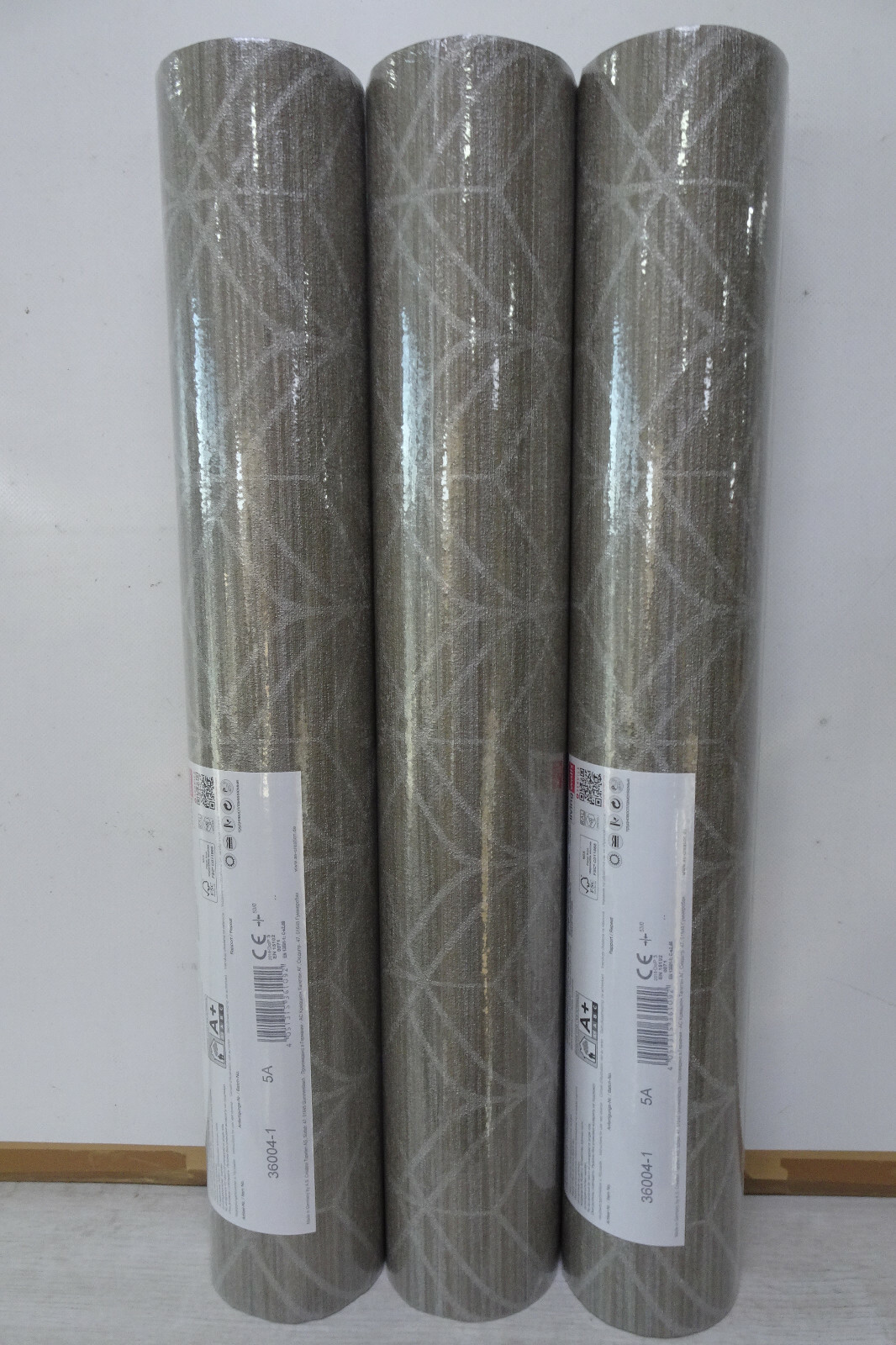 34 Rollen Vliestapete AS Creatium Titanium 36004-1 Gold-Beige gemustert