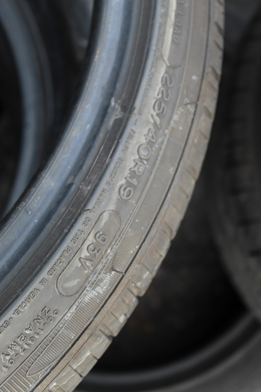 225 40 19 Michelin, RunFlat, XL, 93V, x2 A Pair 6.0mm (F1_tyres) L2291
