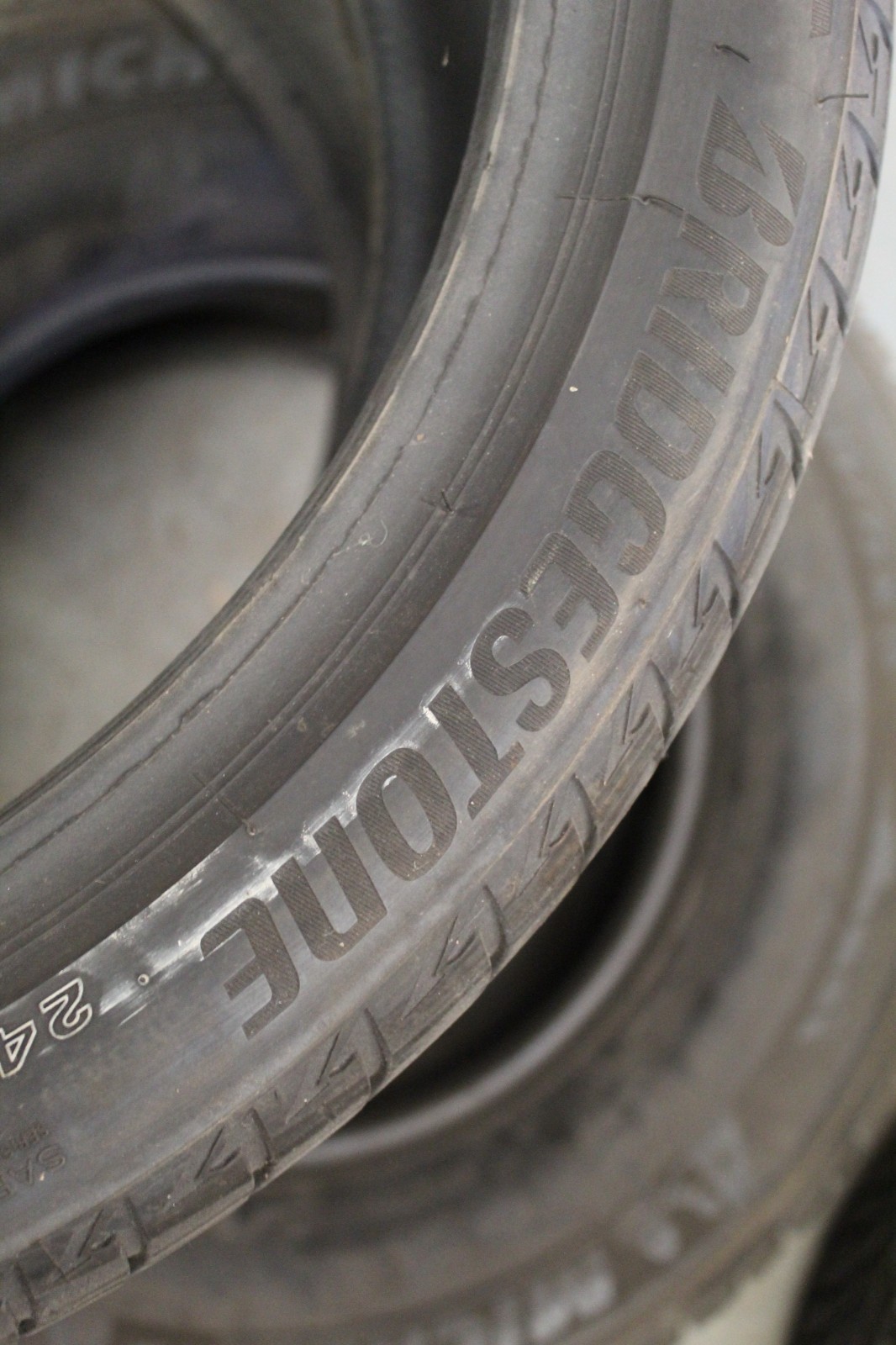 245 40 19 Bridgestone, Turanza T005, 98W&Y, x2 A Pair 6.1mm (F1_tyres) FOB X156