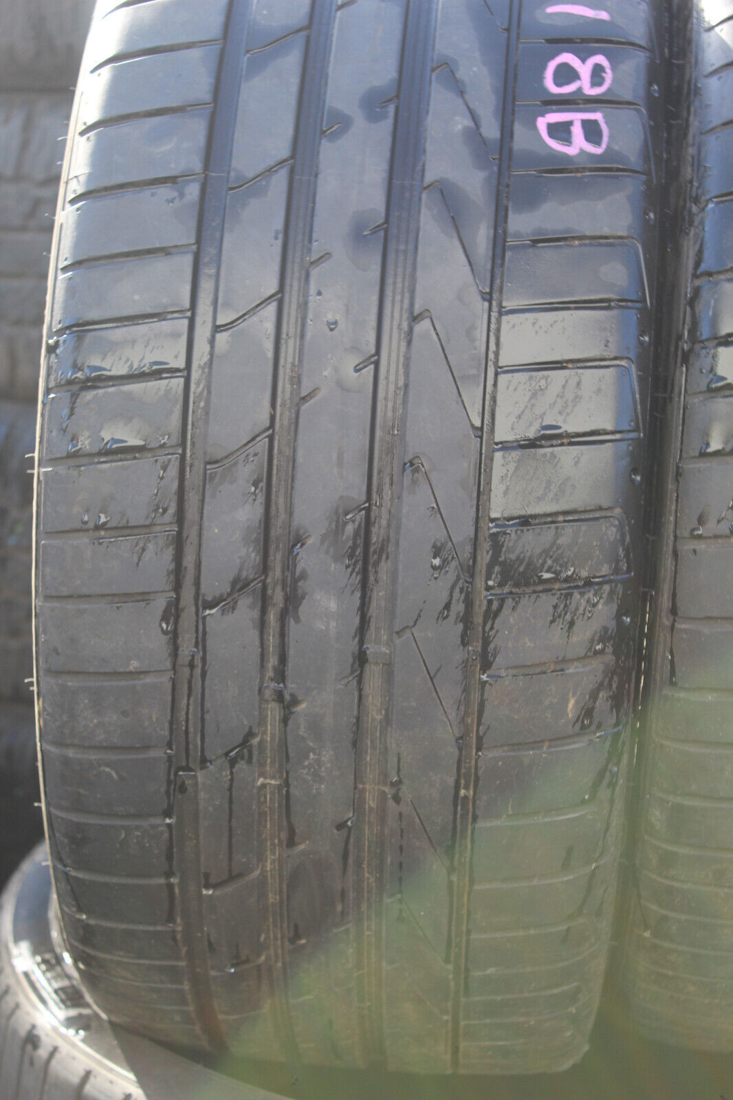 245 35 19 Hankook, R01, XL, 93Y, x1 Single 5.5mm (F1_tyres) L3318B