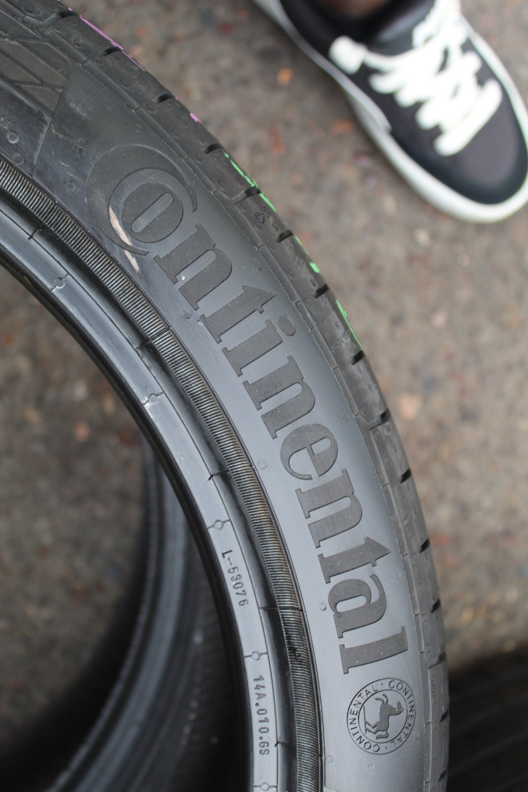 New 225 40 19 Continental, CSC 5P, MO, XL, 93Y, x1 Single Tyre (F1_tyres) L3922