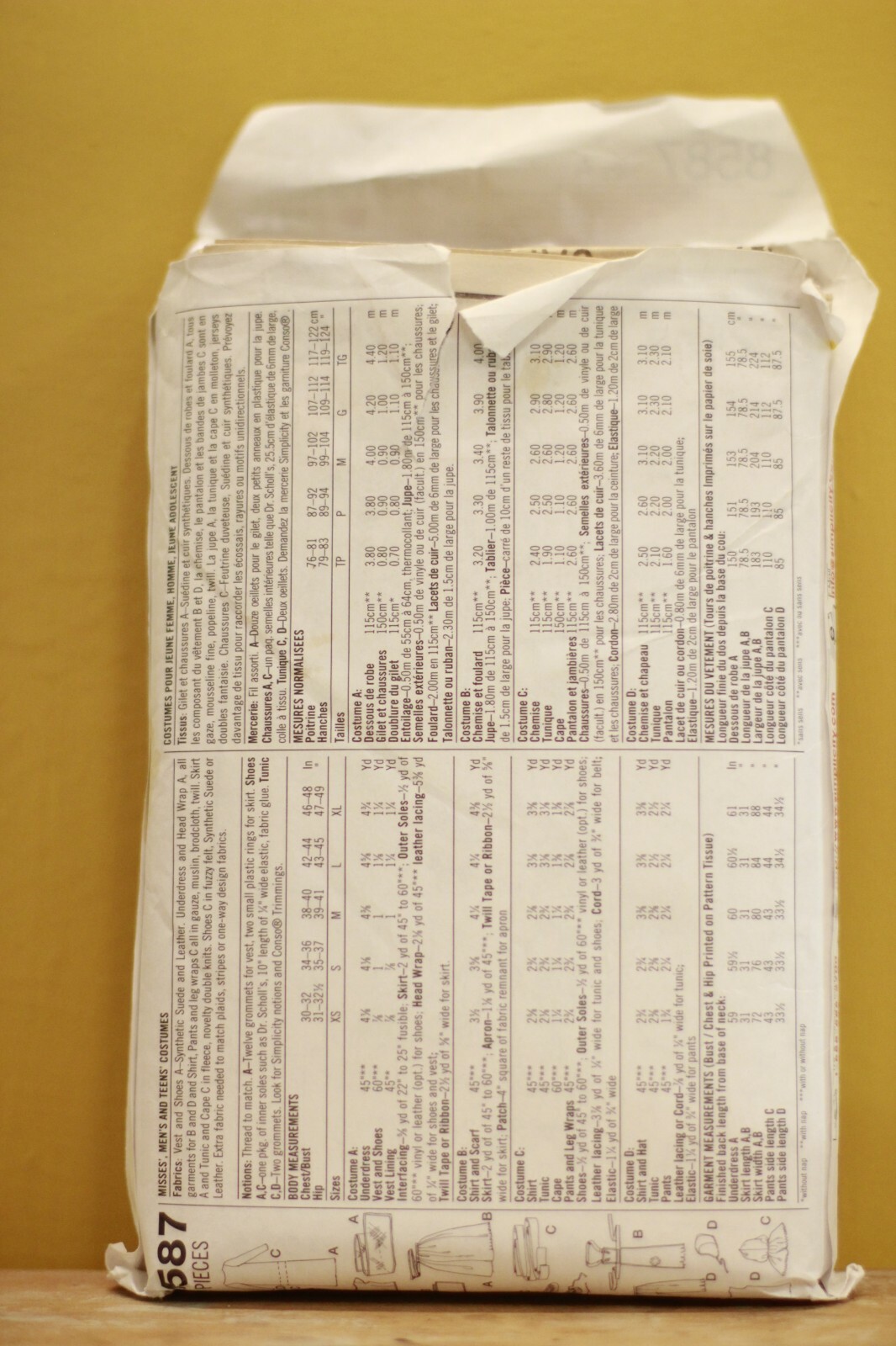 Simplicity 8587 Sewing Pattern