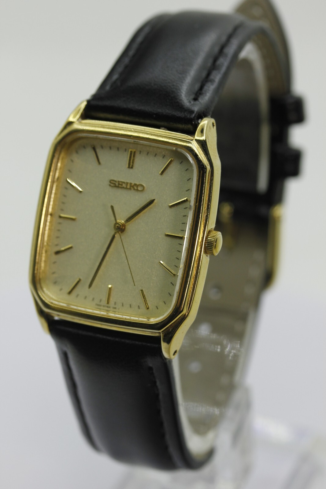 美品 セイコー メンズ 7N01-HAC0 スクエア ゴールド 角形 美品 セイコー メンズ 7N01-HAC0 スクエア ゴールド 角形 - メルカリ