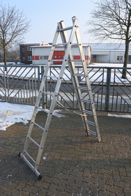 Alpe Mehrzweckleiter, Aufsteleiter, Aluleiter, 3x9 Sprossen 