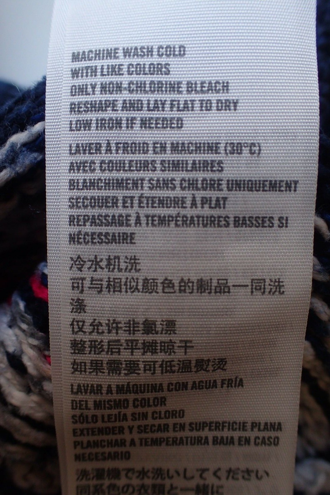 Abercrombie & Fitch Girls Blue Knit Sweater Sz S - with nordic like design