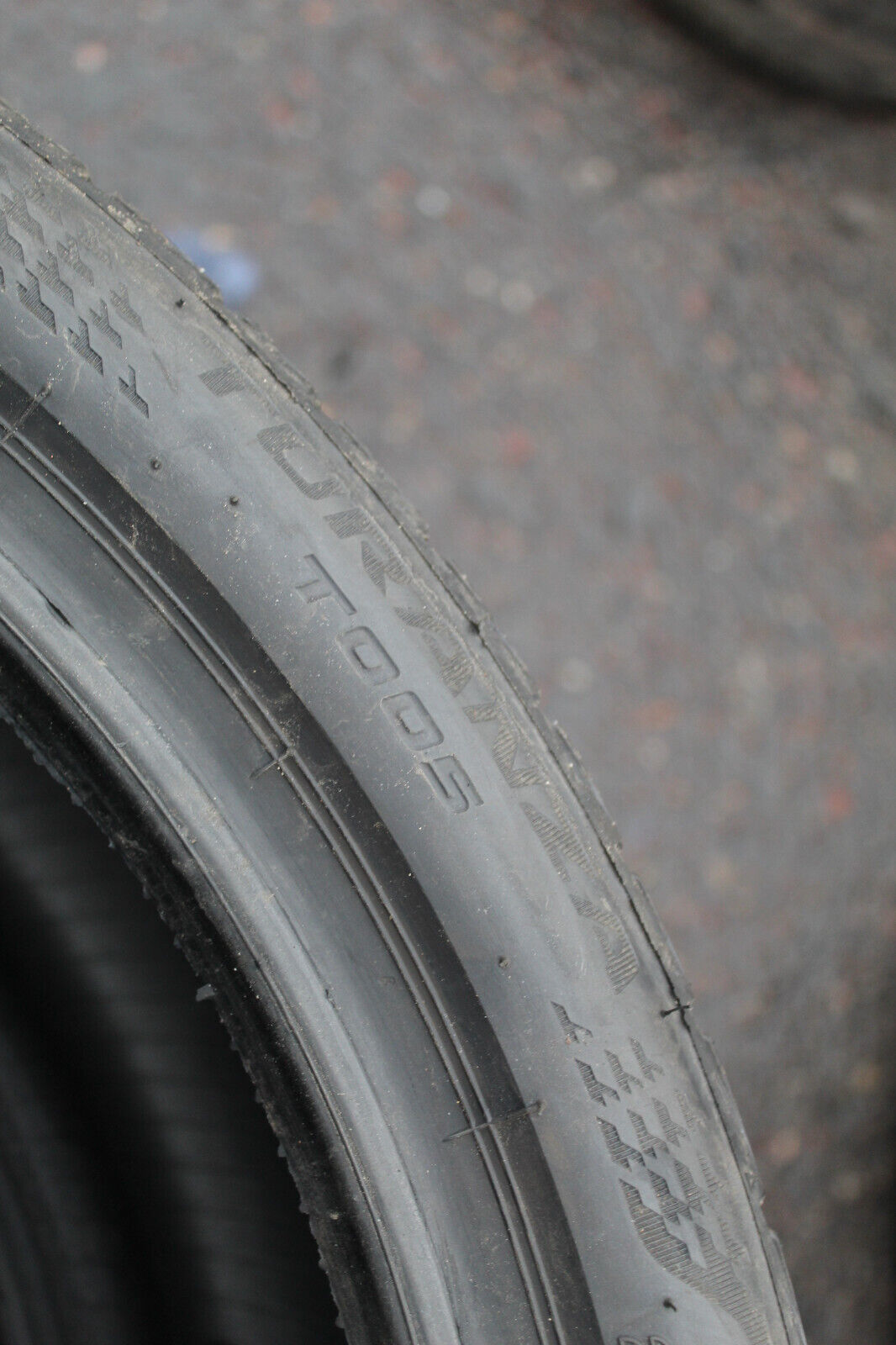 225 40 19 Bridgestone, Turanza T005, MO, 93W, x2 A Pair 7.0mm (F1_tyres) L3242