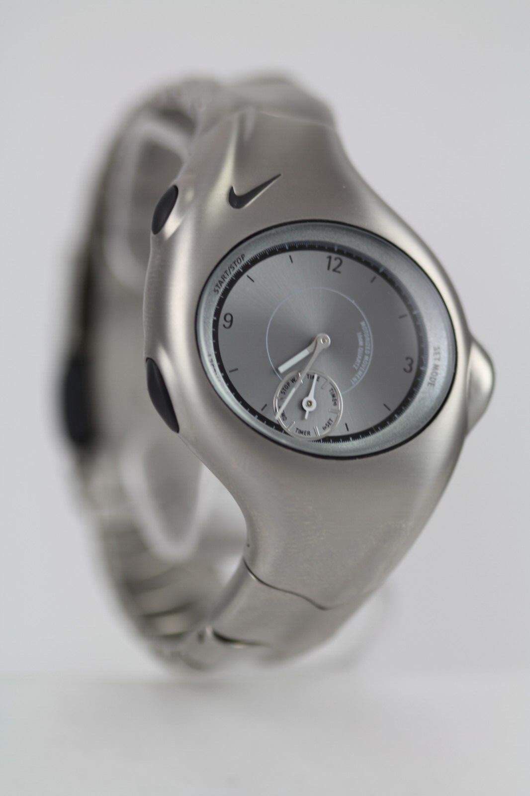 Nike Triax Armored Chrono WR0067のeBay公認海外通販|セカイモン Nike Triax Armored Chrono WR0067のeBay公認海外通販|セカイモン