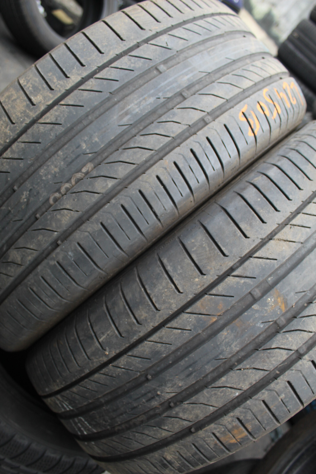 275 50 20 Continental, CSC 5, XL, 113W, x2 A Pair 5.0mm (F1_tyres) L2450