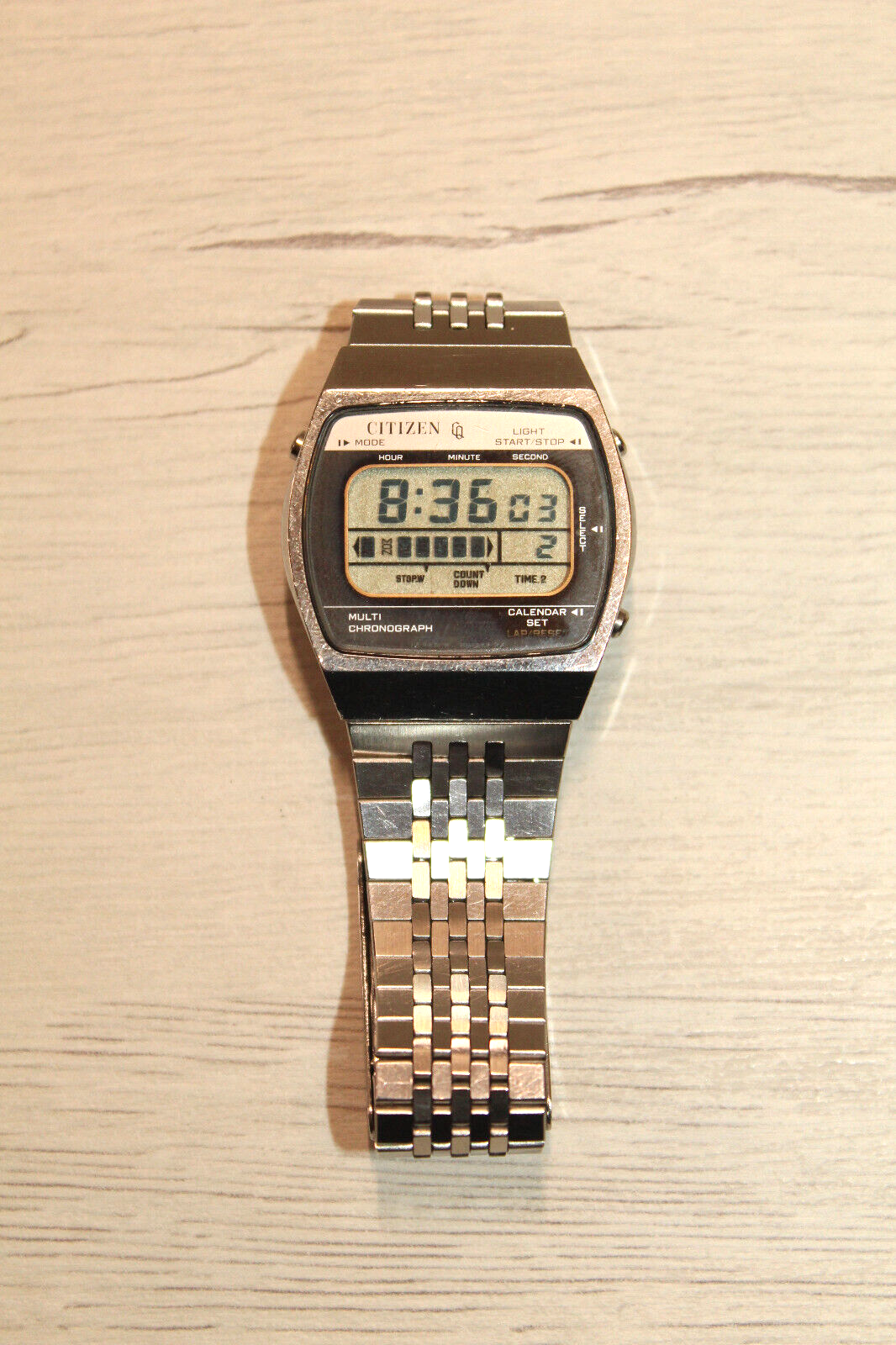 VINTAGE WATCH ORIGINAL DIGITAL 