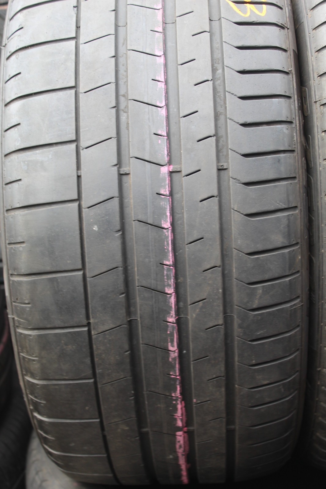 265 35 20 Pirelli, P Zero, N1, 95Y, x2 A Pair 5.5mm (F1_tyres) L3609