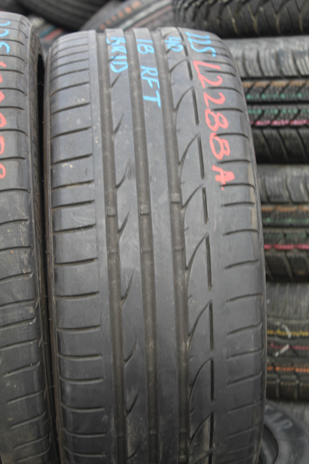 225 40 18 Bridgestone, RunFlat, 88Y, x2 A Pair 6.2mm (F1_tyres) L2288
