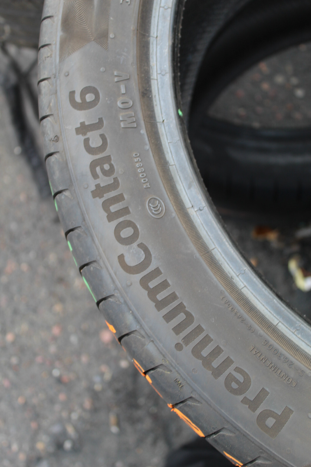 245 45 19 Continental, PC 6, MO-V, XL, 102Y, x2 A Pair 6.5mm (F1_tyres) L2835