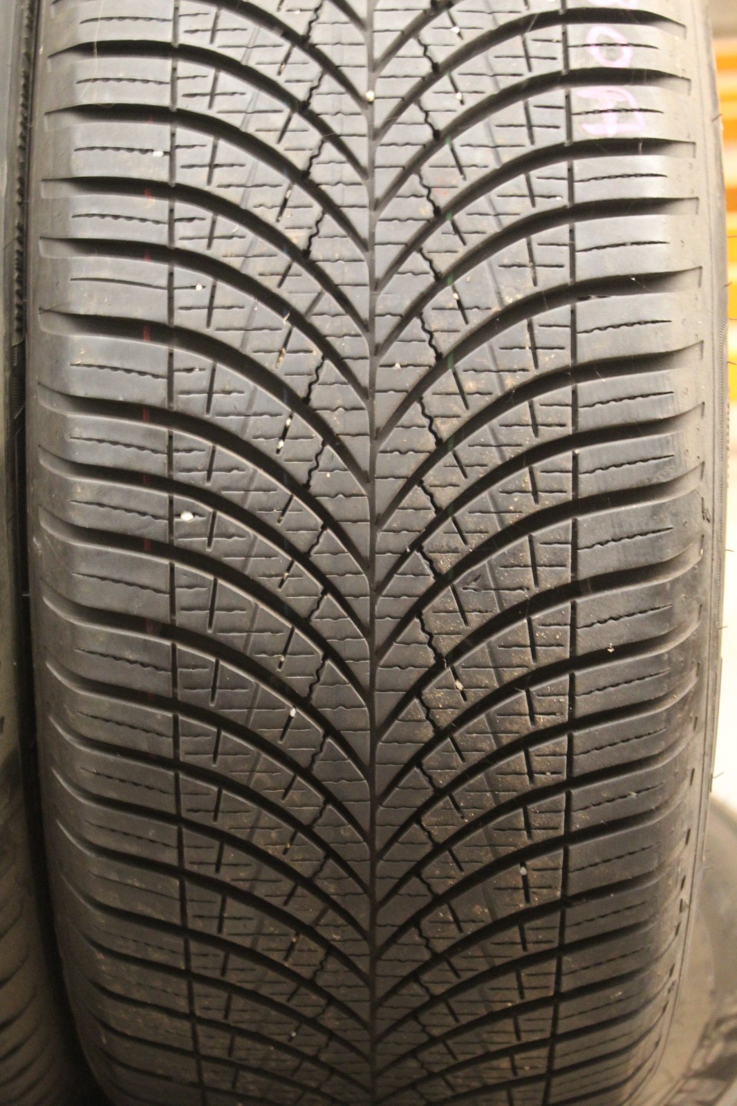 245 45 18 Goodyear, All Season, XL, M+S, 100Y, x2 A Pair 6.5mm (F1_tyres) X130
