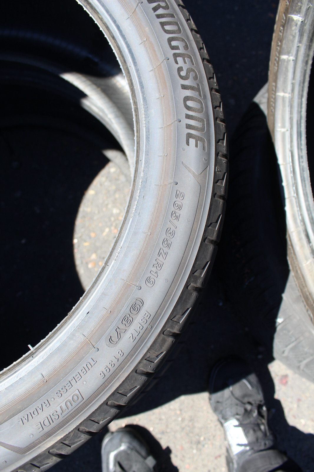 265 35 19 Bridgestone, Potenza Sport, 98Y, x1 Single Tyre 6.5mm (F1_tyres) L2708