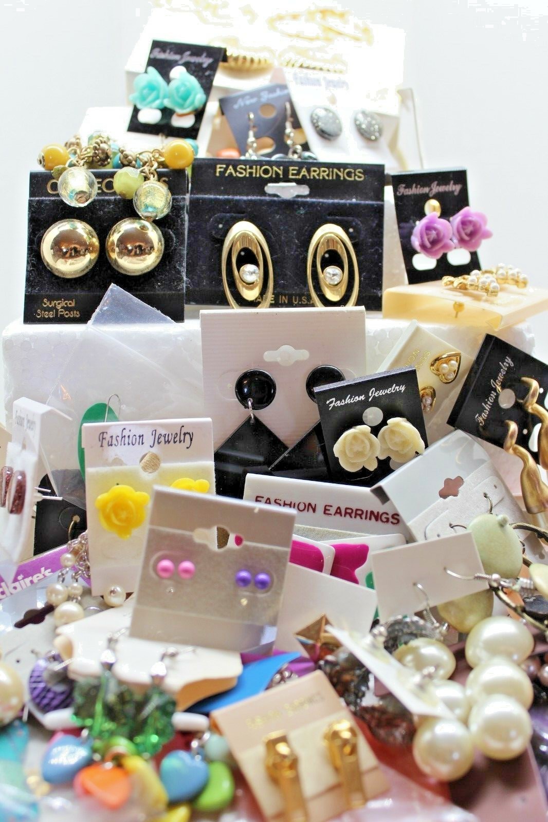 LARGE Mixed lot 70+ pairs new/used costume/fashion earrings cards resale/wear