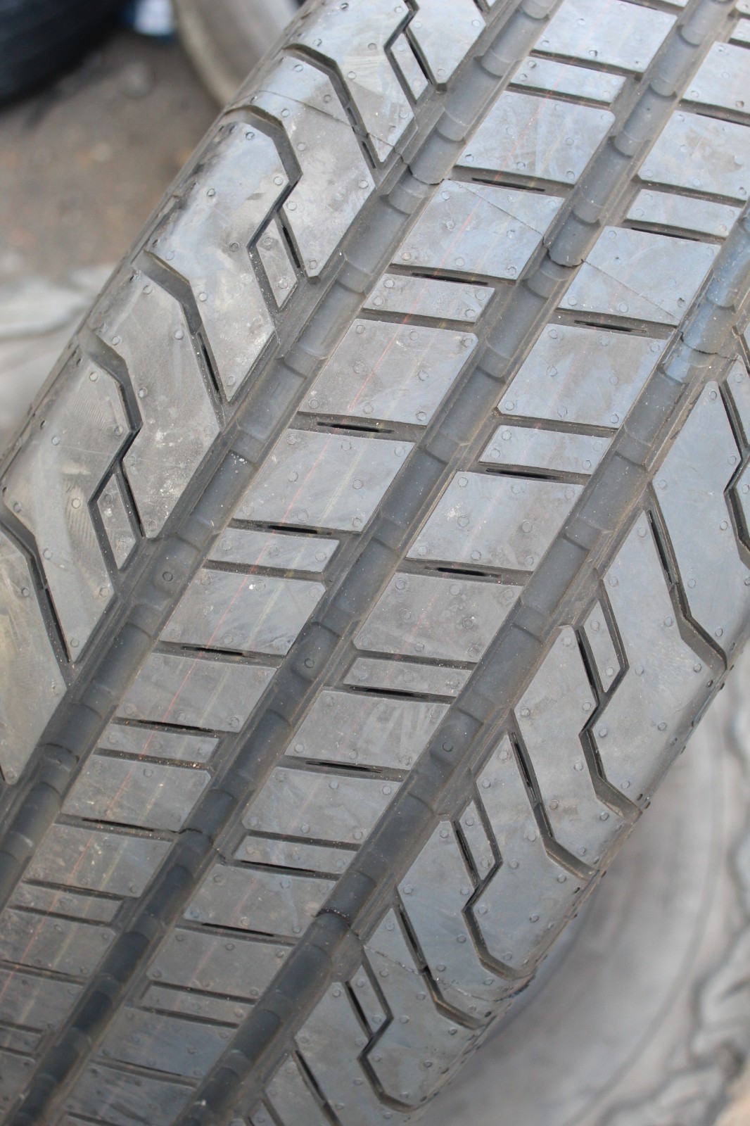 New 215 65 16c, Continental CVC 100, 106/104T, x1 Tyre (F1_tyres) X164