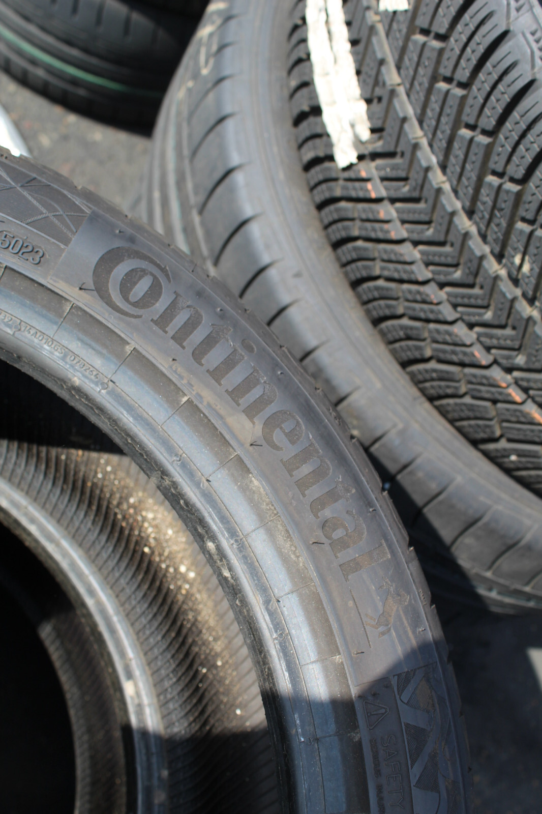 225 45 17 Continental, PC 7, XL, EV, 94Y, x2 A Pair 6.5mm (F1_tyres) L3466