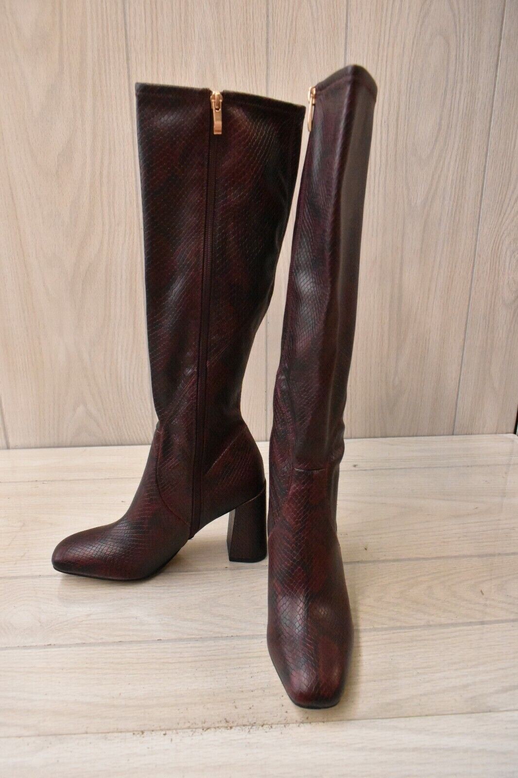 Franco Sarto Gardeniah Knee High Boots, Women's Size 7 M, Bordo NEW MSRP $139