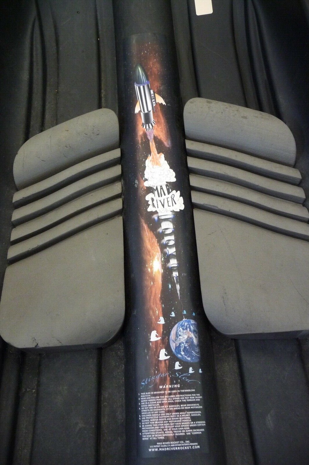 MAD RIVER ROCKET SLED REVOLT AND STINGER SLED KNEE SLED TOBAGGAN