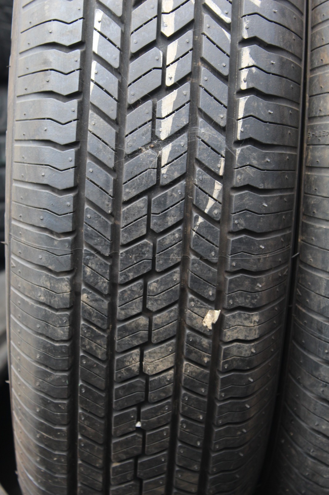 New 215 70 16 Yokohama, Geolander GO33, M+S, 100H, x1 Tyre (F1_tyres) L3579