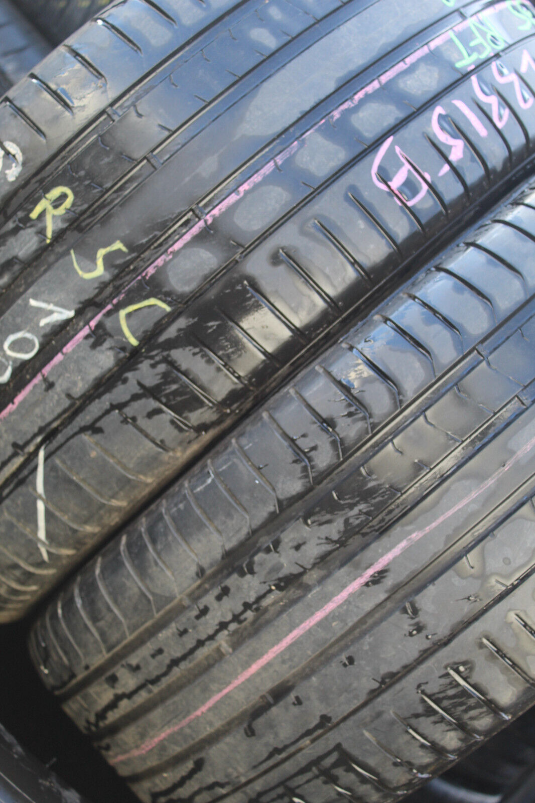 255 35 19 Pirelli, RunFlat, 96Y, x2 A Pair 5.0mm (F1_tyres) L3315