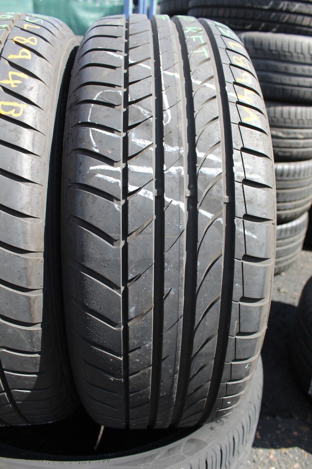 225 60 17 Dunlop, Sp Sport Maxx TT, Runflat,99V,x2 A Pair, 7.0mm (F1_tyres) L894