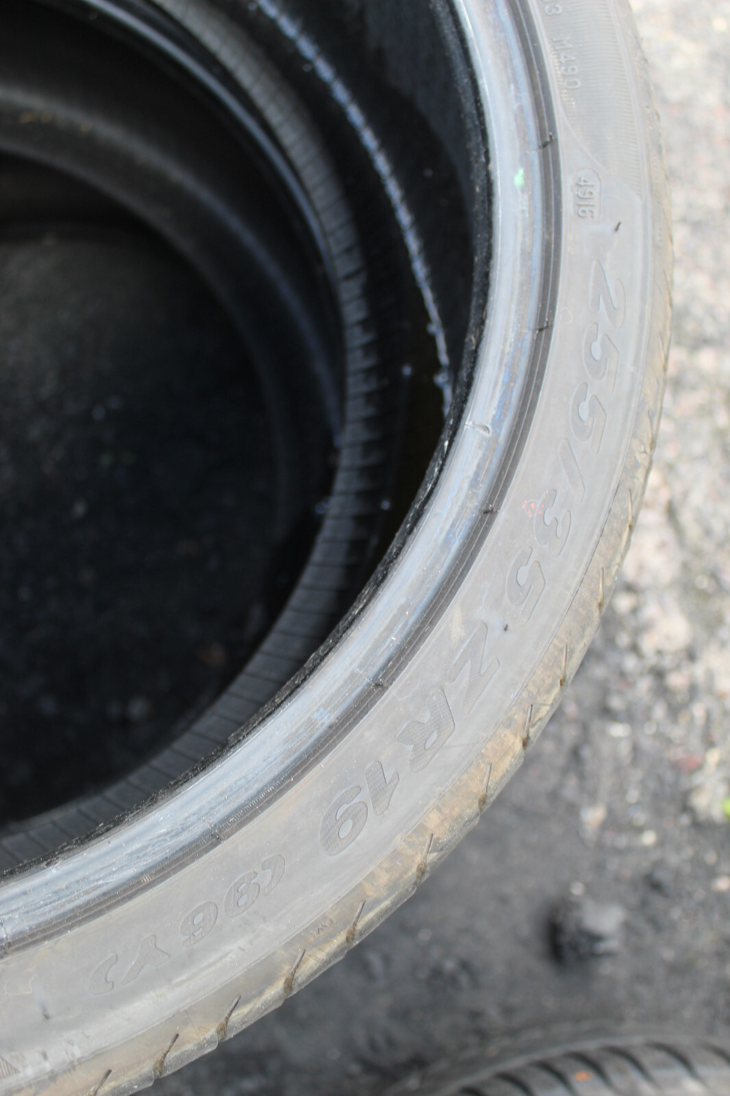 255 35 19 Pirelli, P Zero, XL, AM8, 96Y, x2 A Pair 7.2mm (F1_tyres) L2687