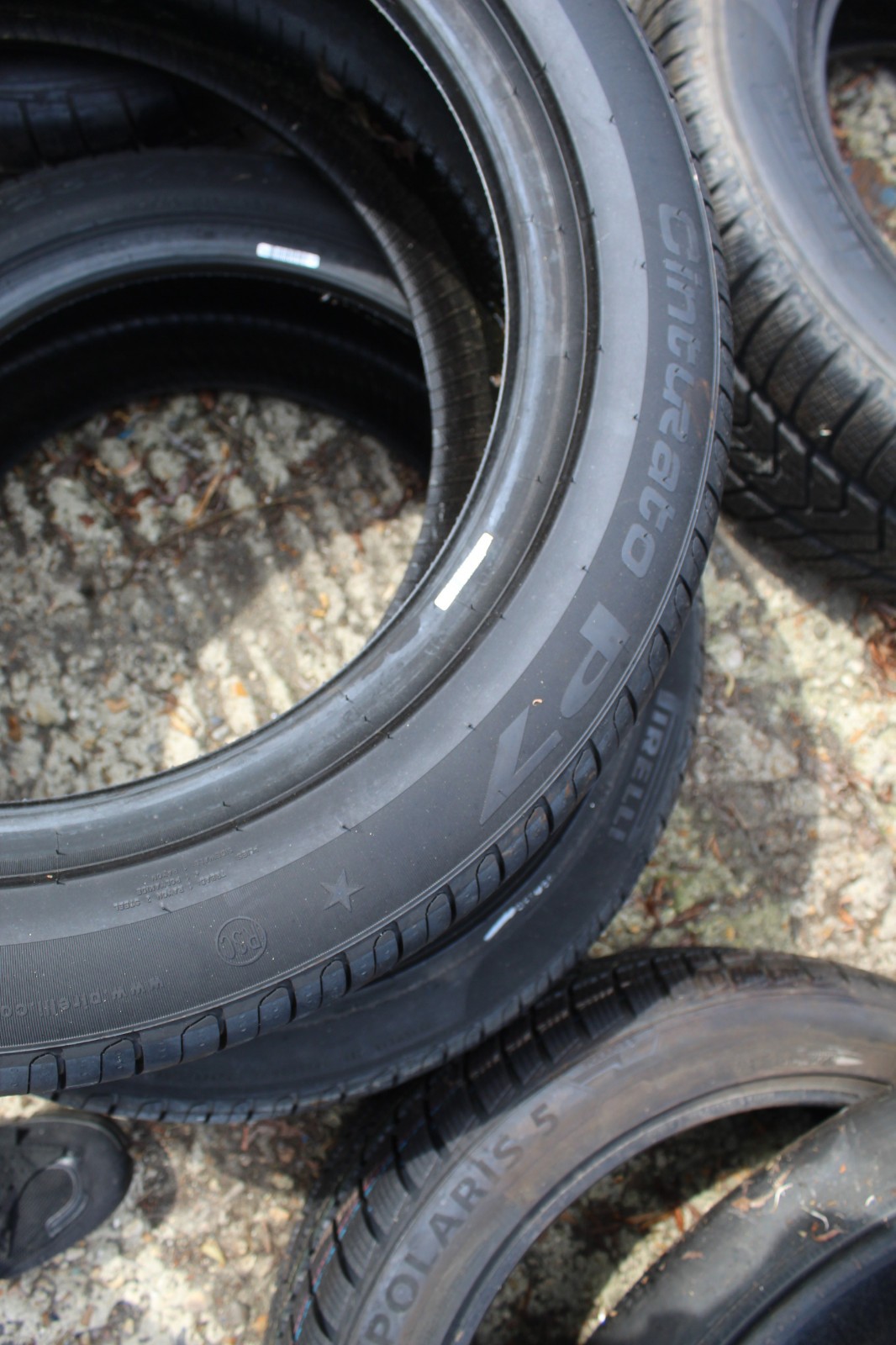 New  245 50 19 Pirelli, RunFlat, 105W, x1 Single Tyre (F1_tyres) X76