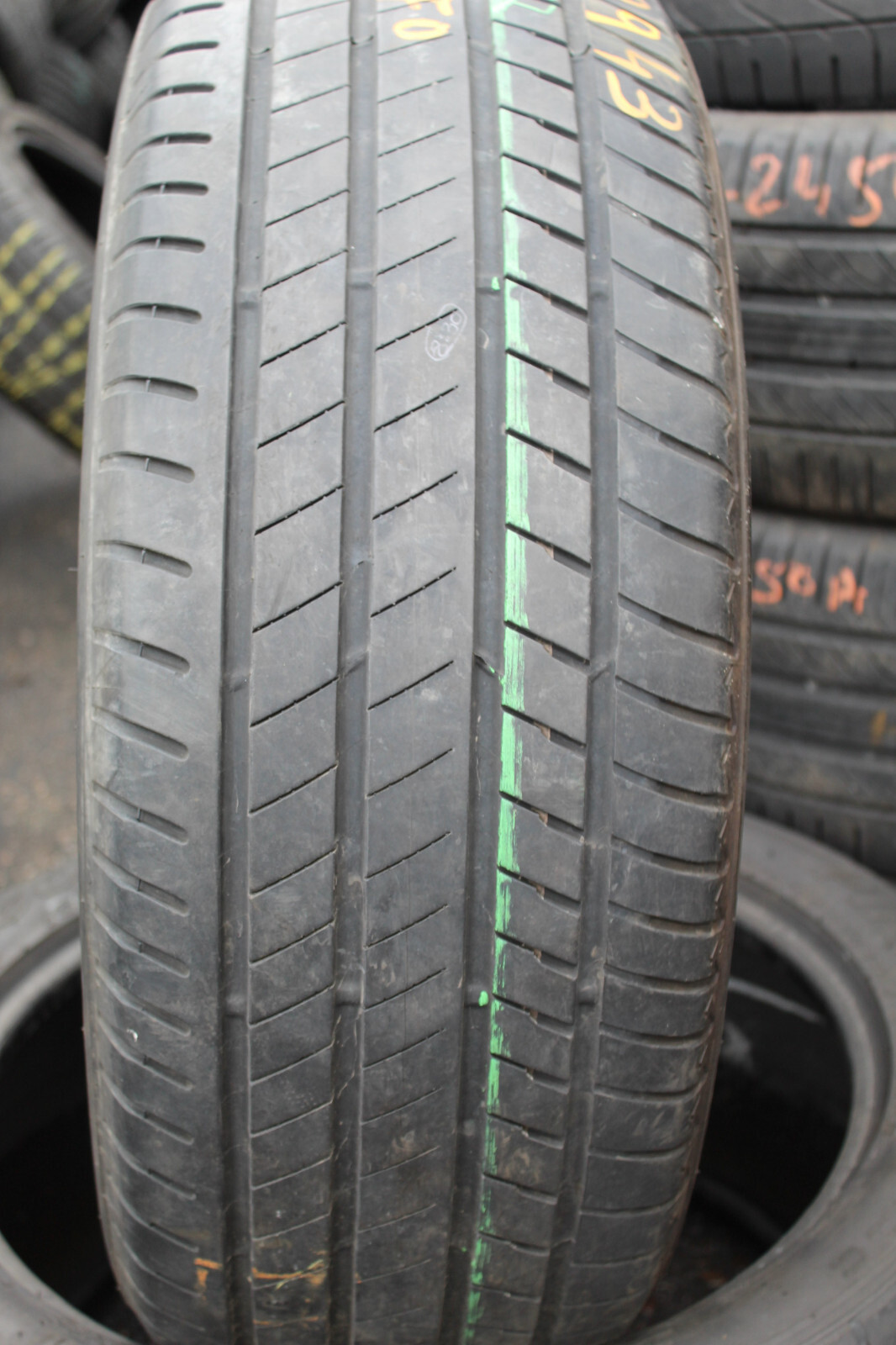 245 50 19 Bridgestone, Alenza 001, 105W, x1 Single, 5.5mm (f1_tyres) FO L2943