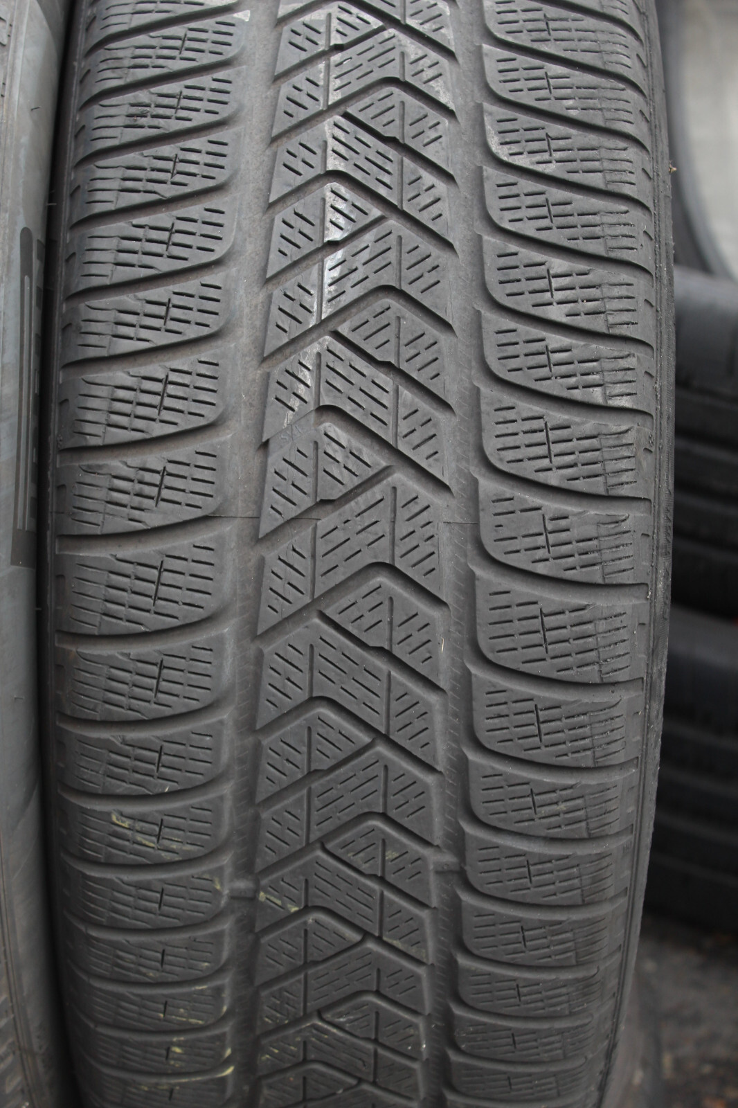 235 55 20 Pirelli, Winter, M+S, 105H x2 A Pair 5.3mm (F1_tyres) L2951