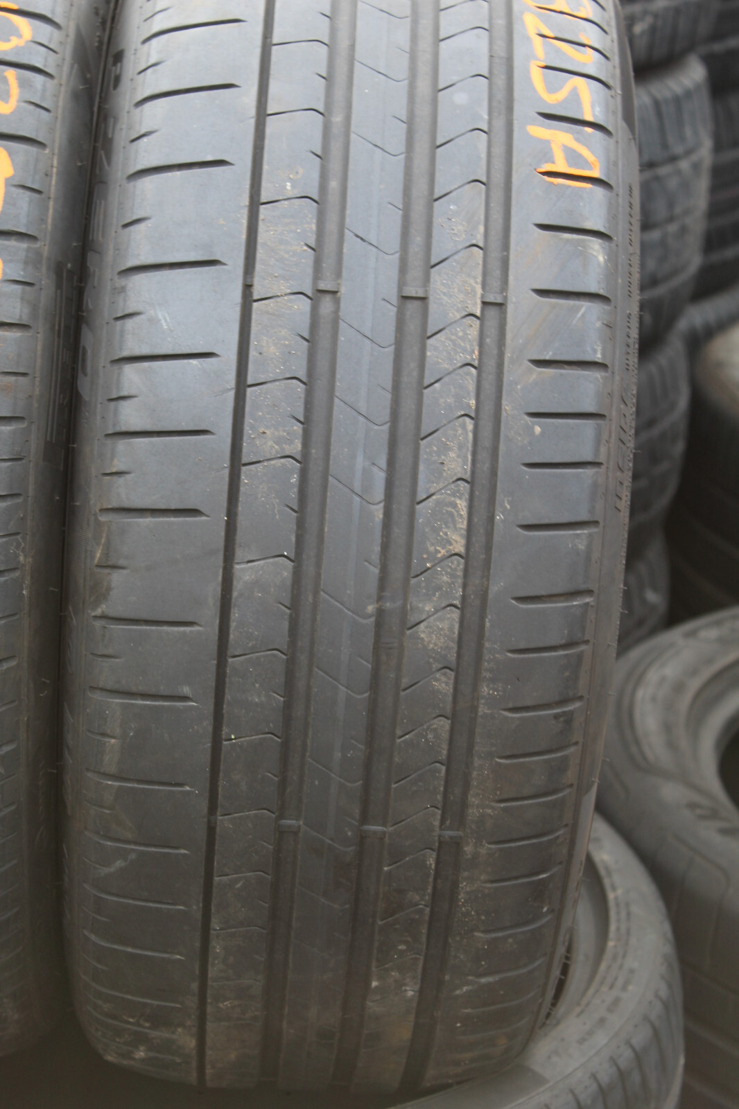 235 35 20 Pirelli, P Zero TM, T0, PNCS, 92Y, x2 A Pair 4.7mm (F1_tyres) L2825