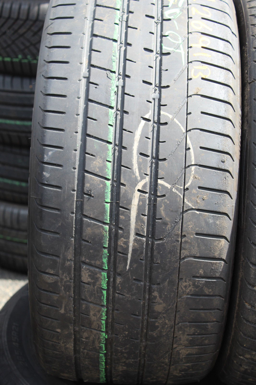 275 35 19 Pirelli, P Zero, J, XL, 100Y, x2 A Pair 4.8mm (F1_tyres) FO L2691