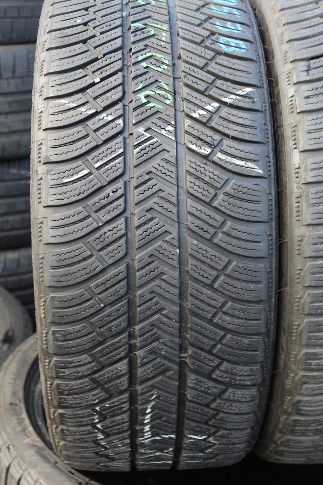 245 35 20 Michelin, M+S, N0, 91V, x2 A Pair, 7.5mm (f1_tyres) FOD L1953