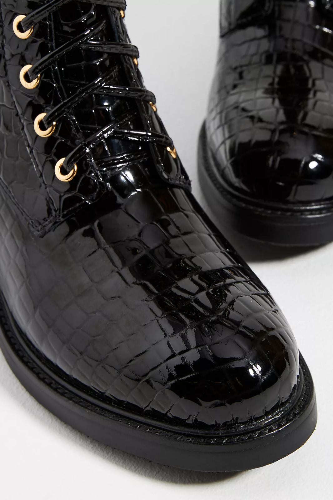 Pre-owned Anthropologie Jeffrey Campbell Arkin Tall Lace Up Patent Leather Boots Black 10