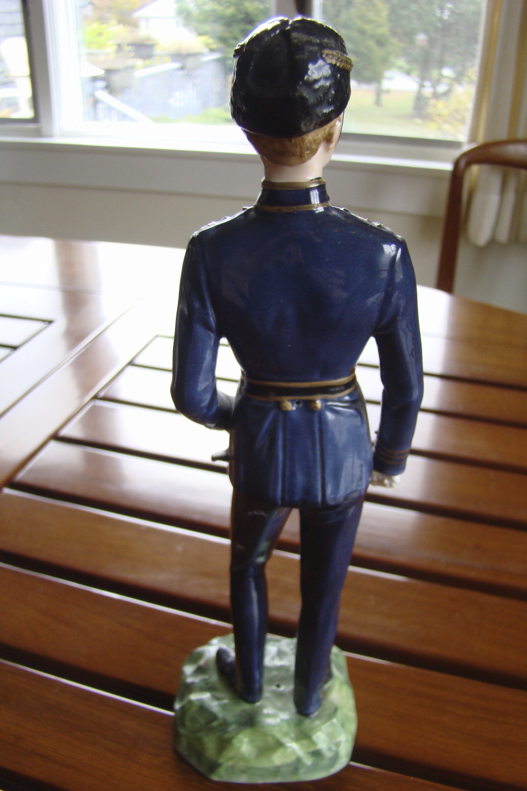 AMAZING! RAF FULL DRESS OFFICER PORCELAIN FIGURINE MADE DRESDEN 1920s