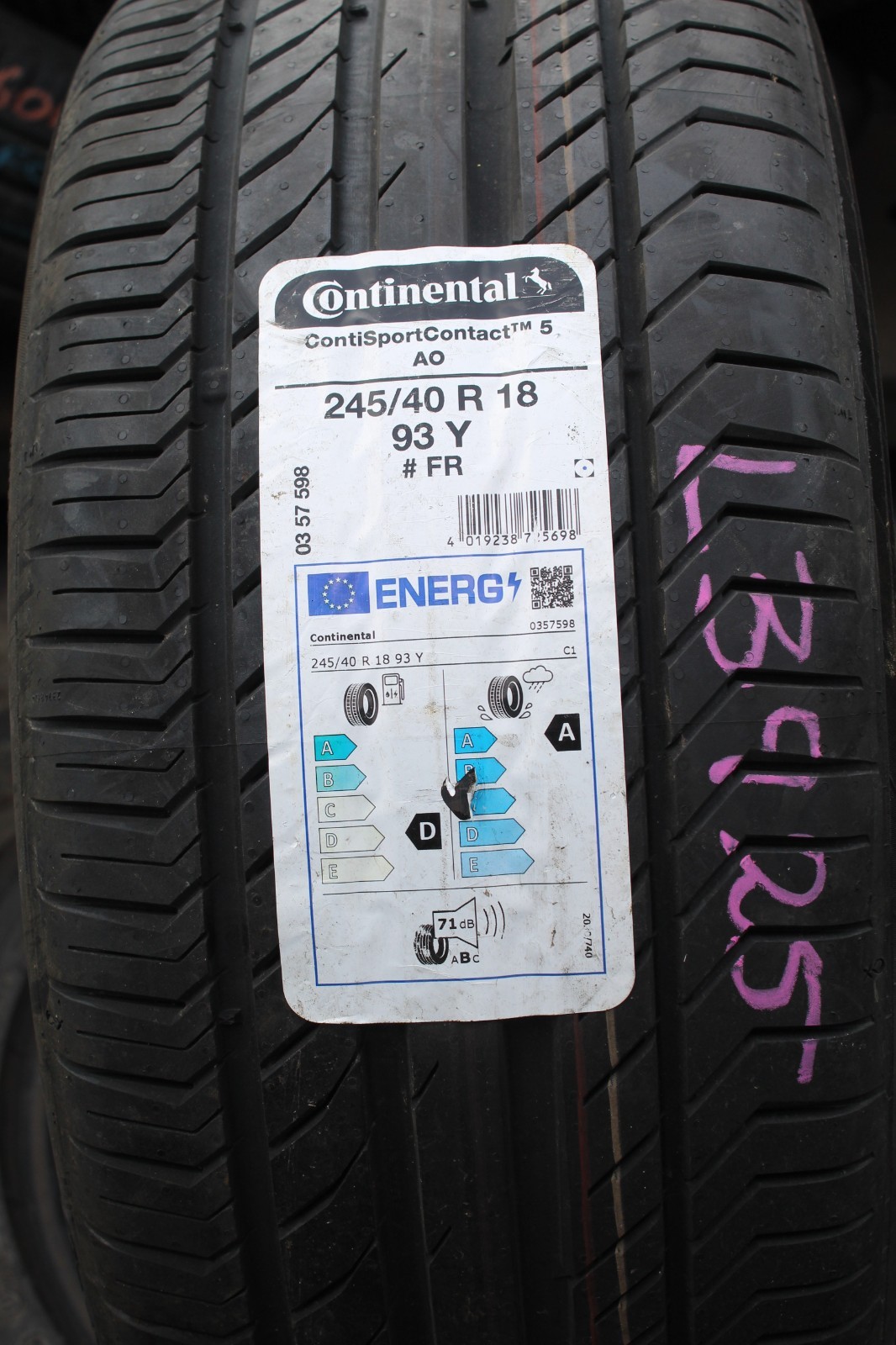 New 245 40 18 Continental, CSC 5, AO, 93Y, x1 Single Tyre (F1_tyres) L3925