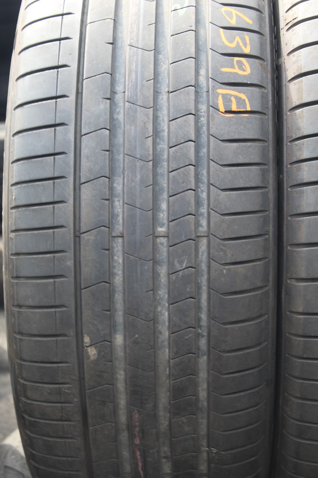 275 35 22 Pirelli, P Zero, XL, VOL, PNCS, 104W, x2 A Pair 6.5mm (F1_tyres) L3639