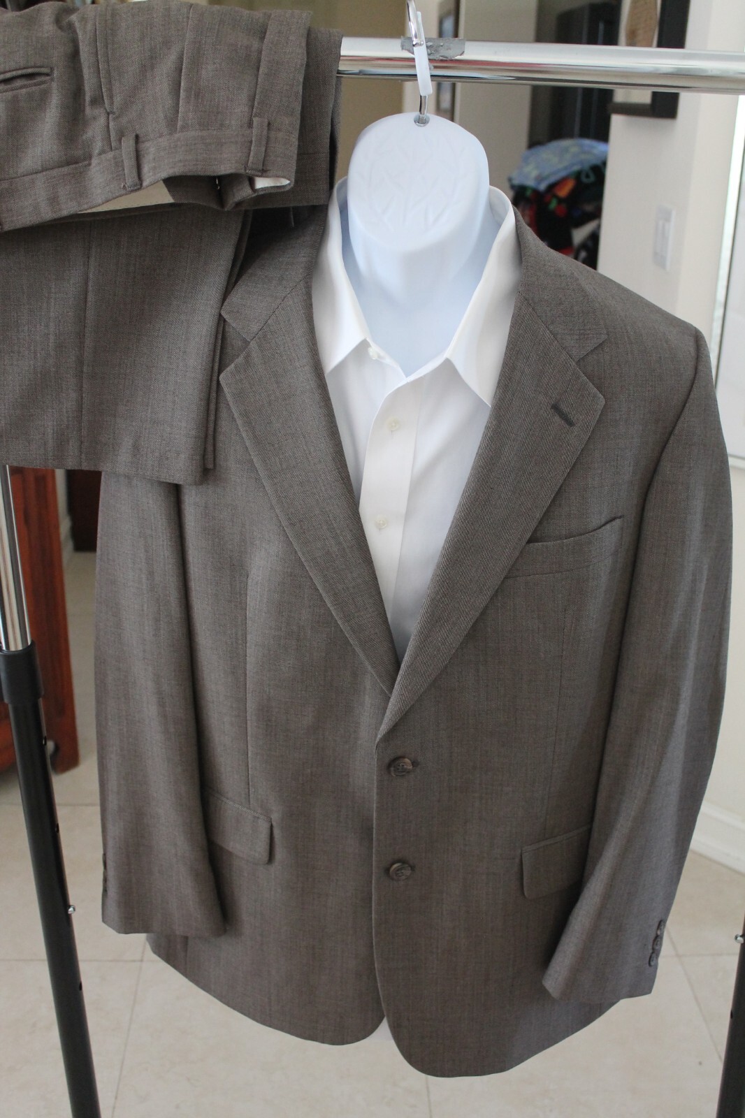 Brooks Brothers Men's Brown Wool Suit 41R