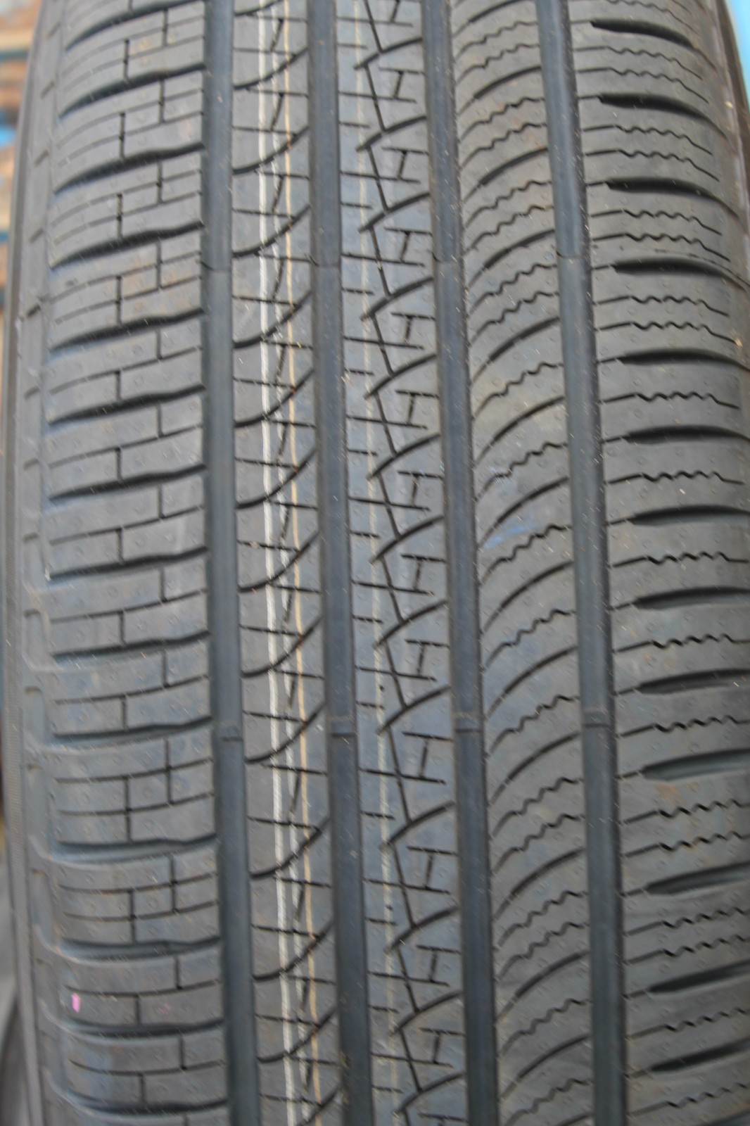 New 255 60 20 Pirelli, All Season, Scorpion, 113V, x1 Single Tyre (F1_tyres) X84