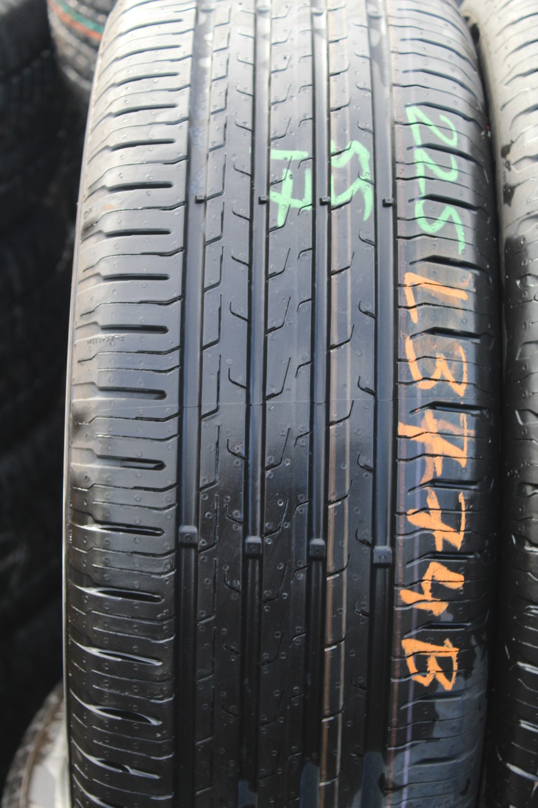 New 225 55 17 Continental, EC 6, XL, 101W, x1 Tyre (F1_tyres) L3774