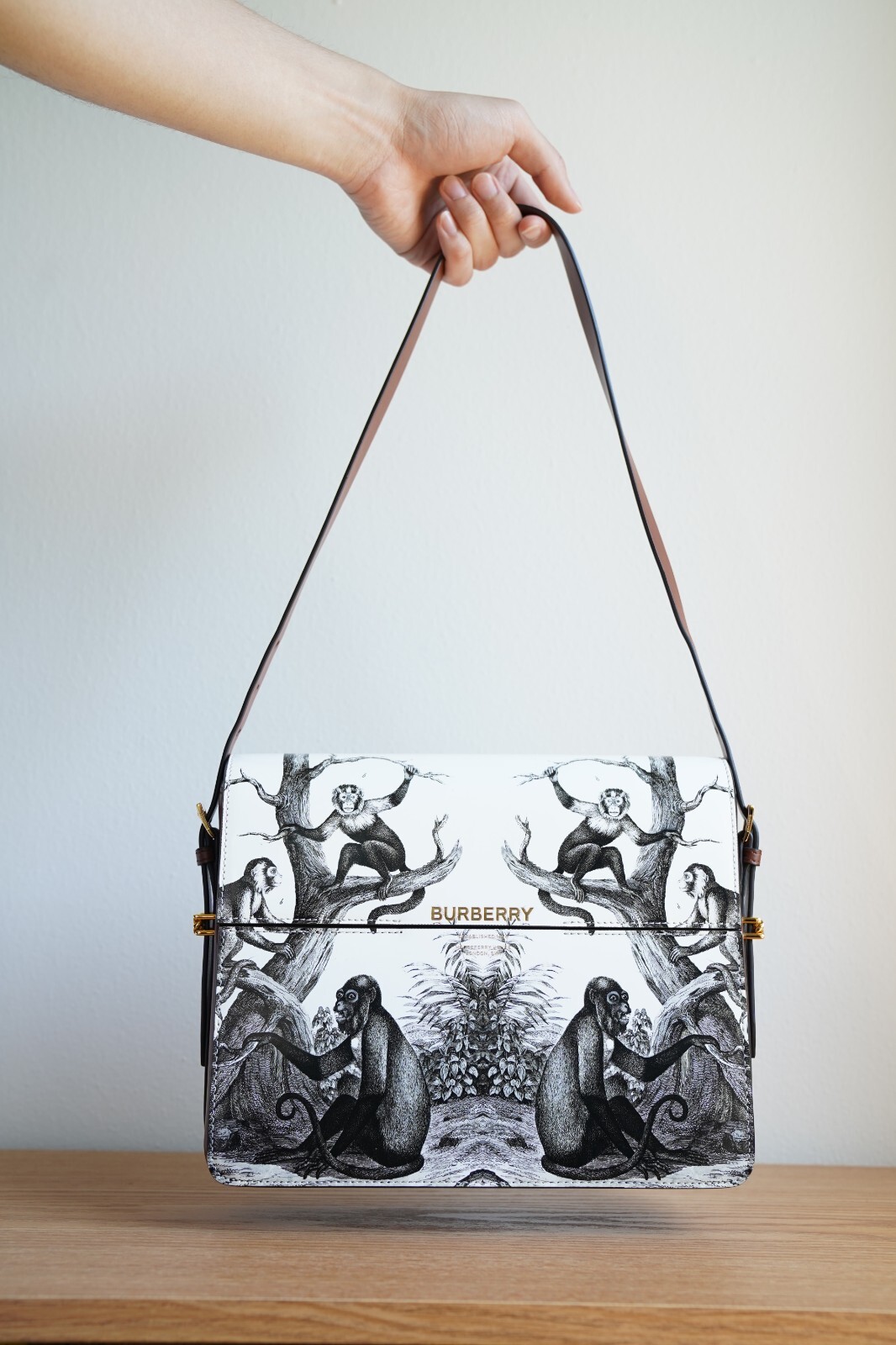 Burberry large grace bag sale